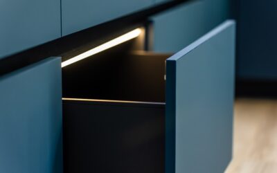 Najlepsze oświetlenie LED do szafy – Ranking 2026
